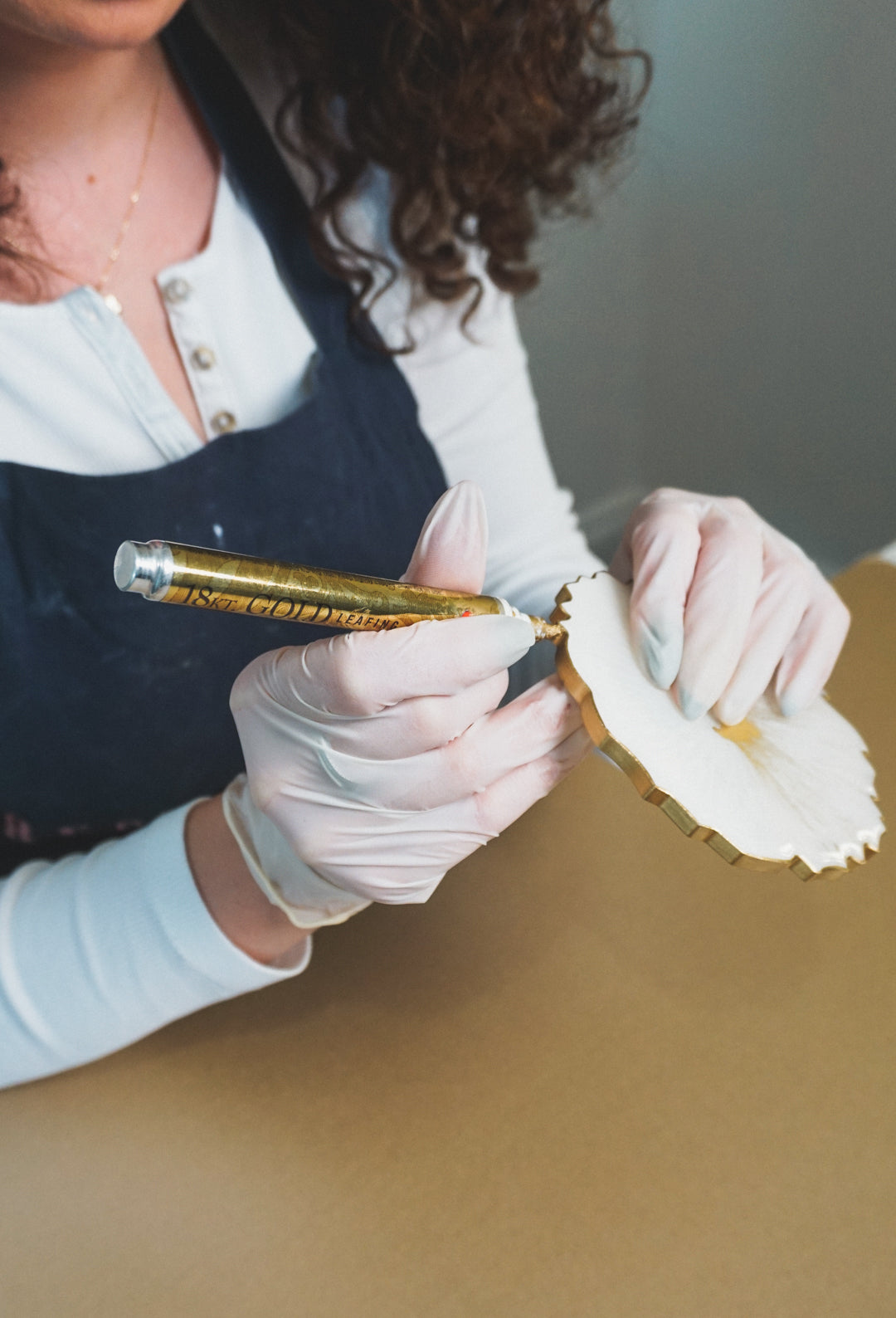 Beginner-friendly resin art course covering techniques, colour theory, and finishing touches