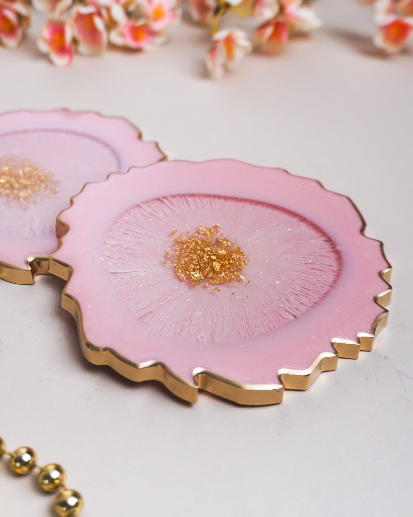 Baby Pink & Gold Coaster Set 2 / Handmade Resin Agate Slice / Gold Stones / Gift Idea for Bedroom Decor