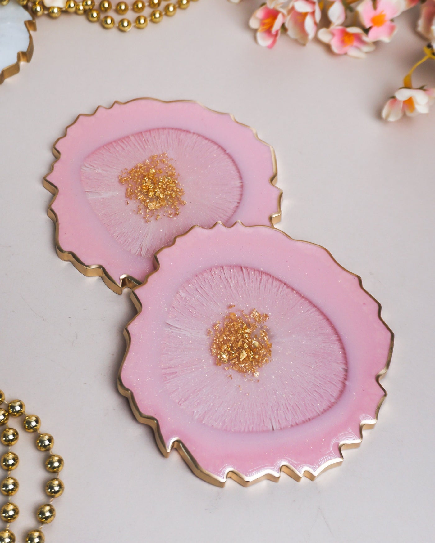 Baby Pink & Gold Coaster Set 2 / Handmade Resin Agate Slice / Gold Stones / Gift Idea for Bedroom Decor